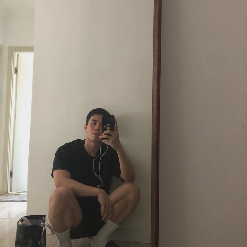 深海的第四张照片--上海结交中间