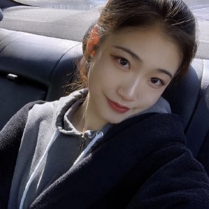 秦璐的第一张照片--上海结交中间
