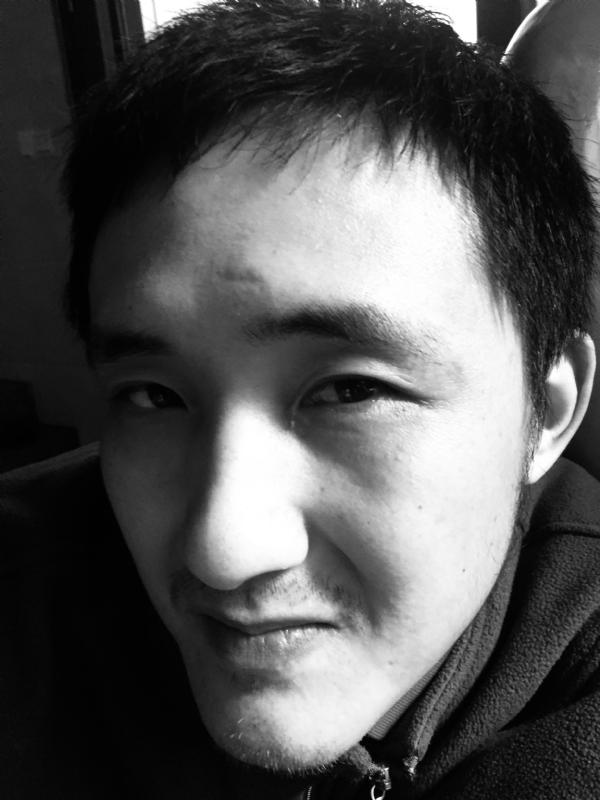 孙伟伟的第一张照片--上海结交中间